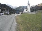 Comune di Braies, sarà resa più sicura per i pedoni La strada per raggiungere la chiesa parrocchiale Foto Usp