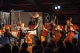 Die vereinigten Grödner Chöre mit dem Orchester Sonoton und Dirigent Mathäus Crepaz.