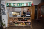 Die Schüler der Faschschule für Land- und Hauswirtschaft stellen saisonale Produkte und Erzeugnisse  her und verkaufen sie im hauseigenen Ladele