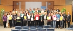 Gruppenfoto von der Verleihung der Zertifikate an 24 Bibliotheken. Foto: LPA / Martin Silbernagl
