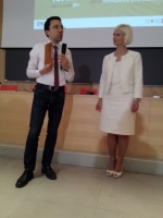 L’assessore Tommasini e la direttrice Rizzoli nel corso dell’illustrazione del Bilancio sociale del Cts